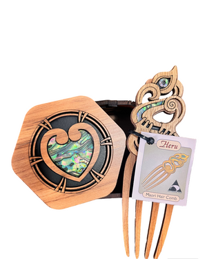 Mother's Day Gift Set - Paua Heart Hexagonal Box  & Manaia Heru (Comb)