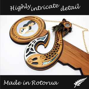 The Fishhook of Maui 21st & Celebration Key