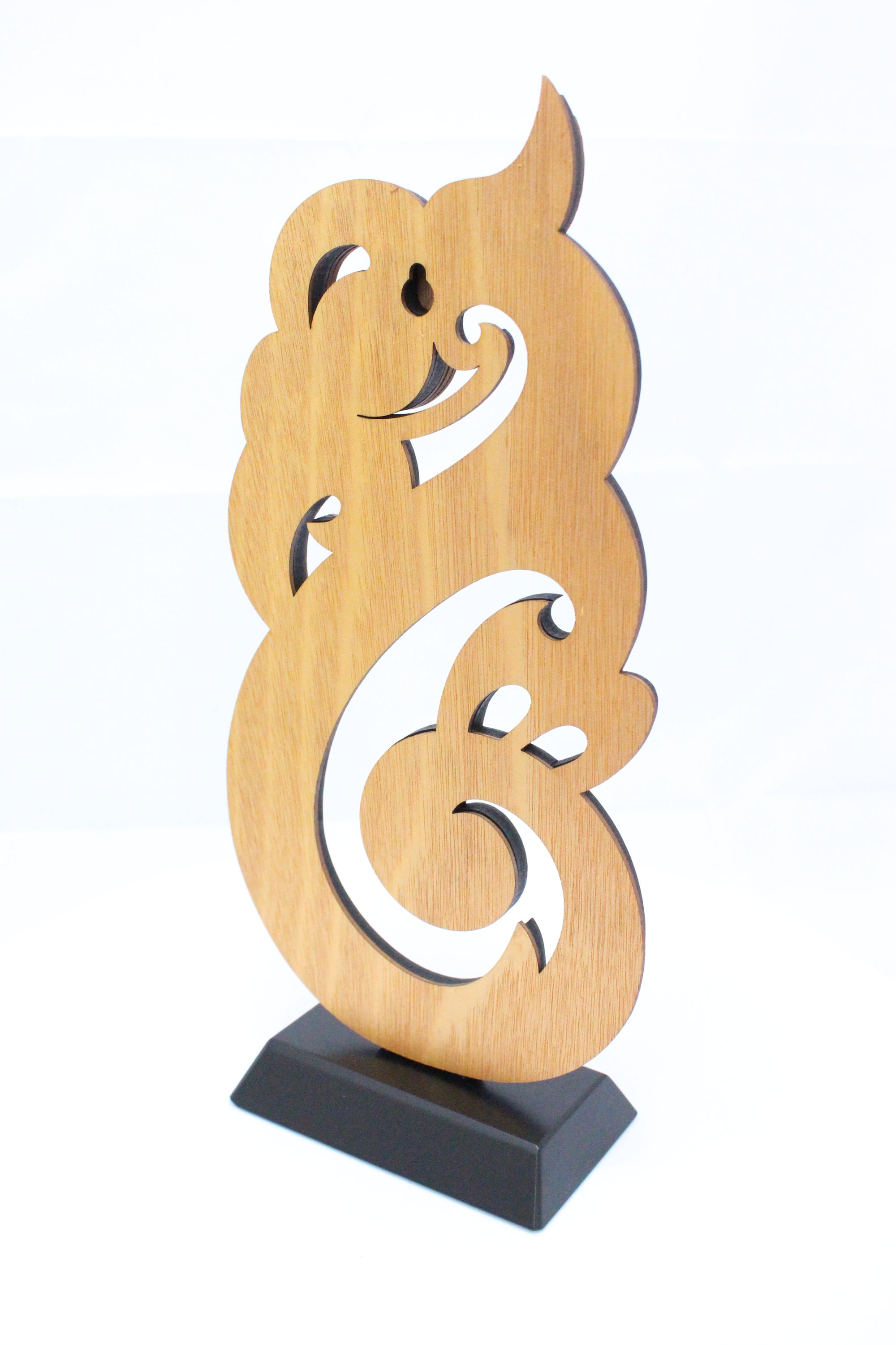 Large Standing Manaia